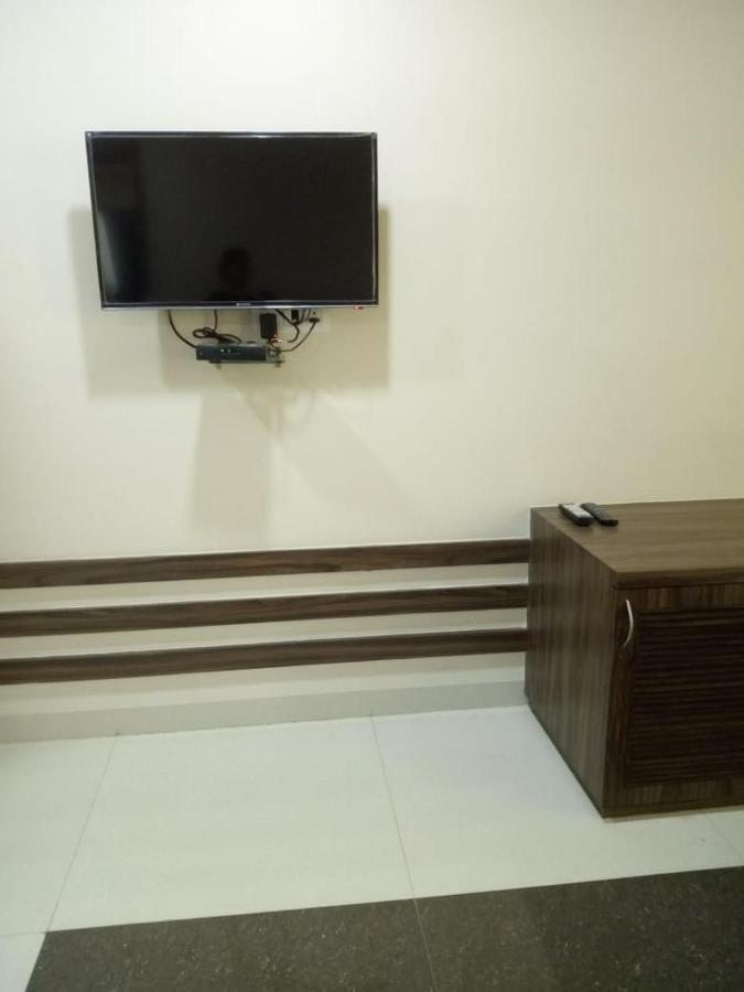Mnr Resort Piparia Экстерьер фото