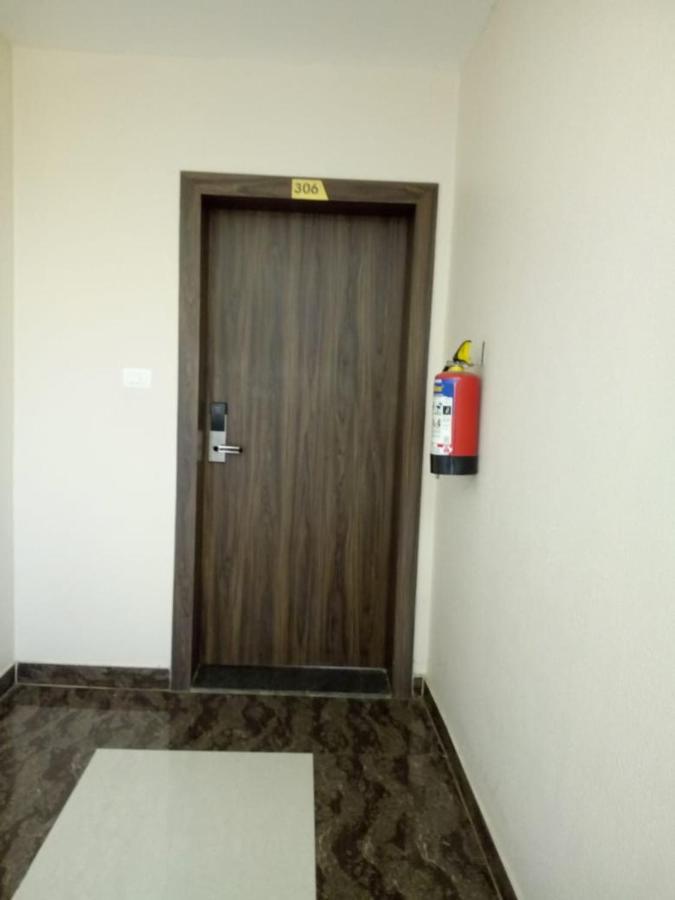 Mnr Resort Piparia Экстерьер фото
